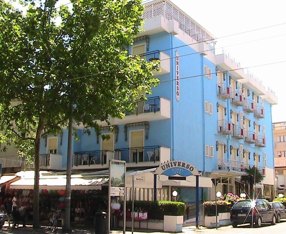 Hotel Universo Римини Екстериор снимка